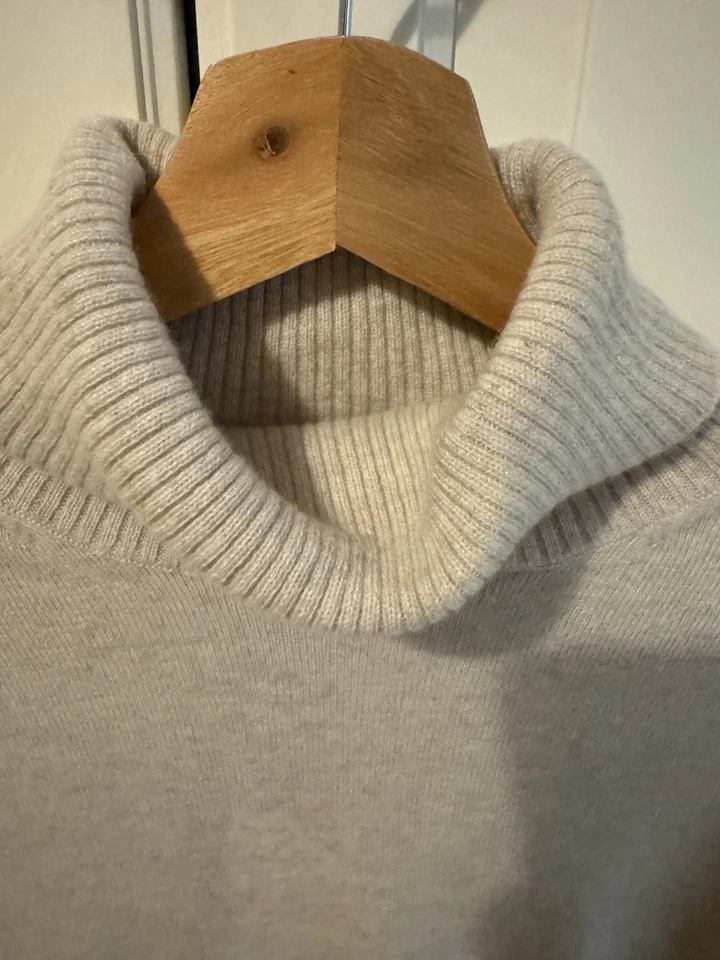 marks and spencer autograph cashmere jumper oatmeal size 16 - Image 2 of 4