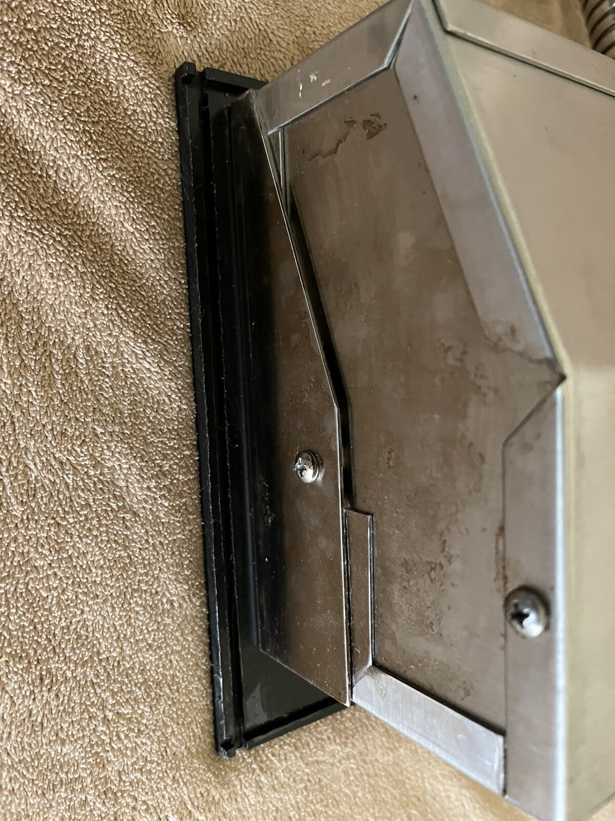 Berg Laser 1600 Monitored Drink/Liquor Dispensing System, ECU, Key+Power Cord