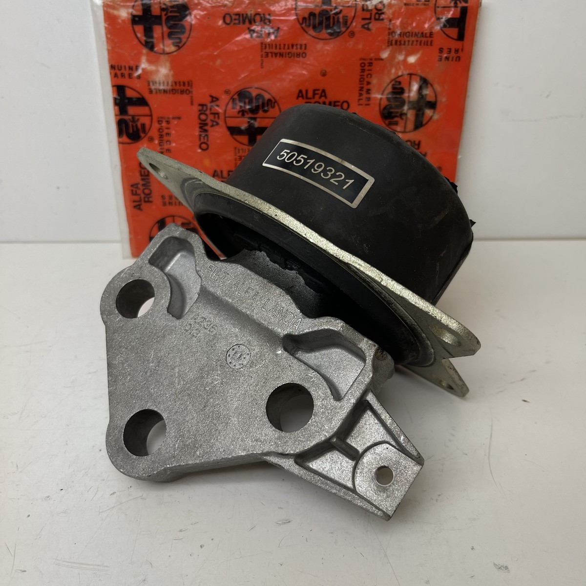 Support Suspension Engine Side Gear SX Alpha Romeo 159 Original  