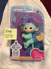 Authentic WowWee Fingerlings ZOE Green Baby Monkey - Mint in Box       