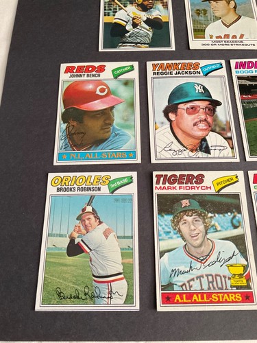 1977 Topps Baseball Set Complete - High Grade - 660 Cards - - Picture 15 of 16