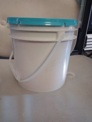 Laundry In-Wash Scent Booster Beads 1 gallon Mixed Scents Bulk