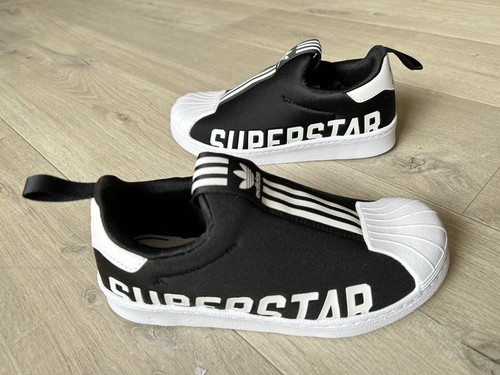 ~New Adidas Superstar Shoes Boy Unisex Kids US 2 .5 / UK 2 / EU 34 - Picture 4 of 12