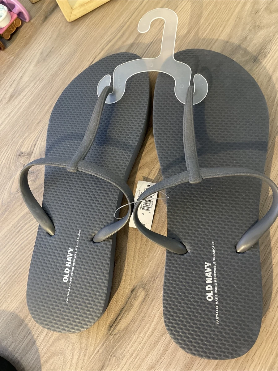 Old navy t hotsell strap flip flops