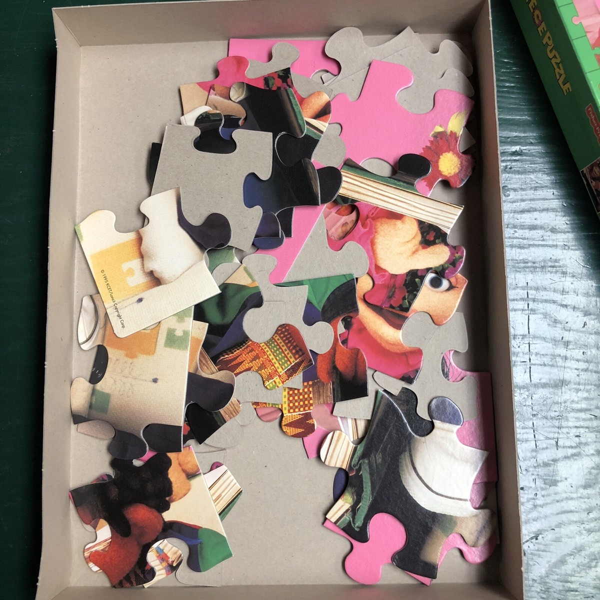 Vtg Fisher Price THE PUZZLE PLACE 35 Piece Jumbo Jigsaw 1995 Kiki