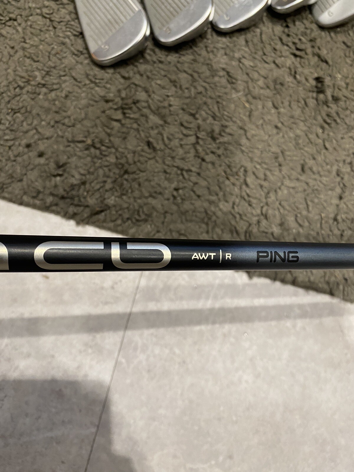 ping g425 irons 5pw /White Dot /Alta Cb Regular Flex Graphite Shafts