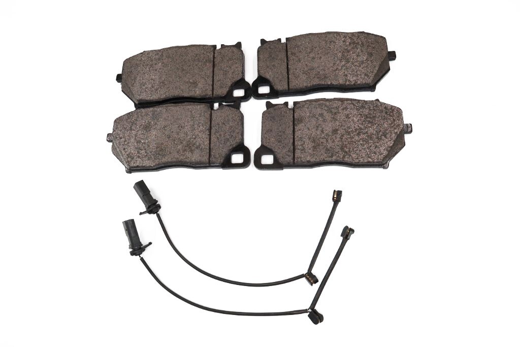 Lamborghini Urus front & rear brake pads + 4 sensors