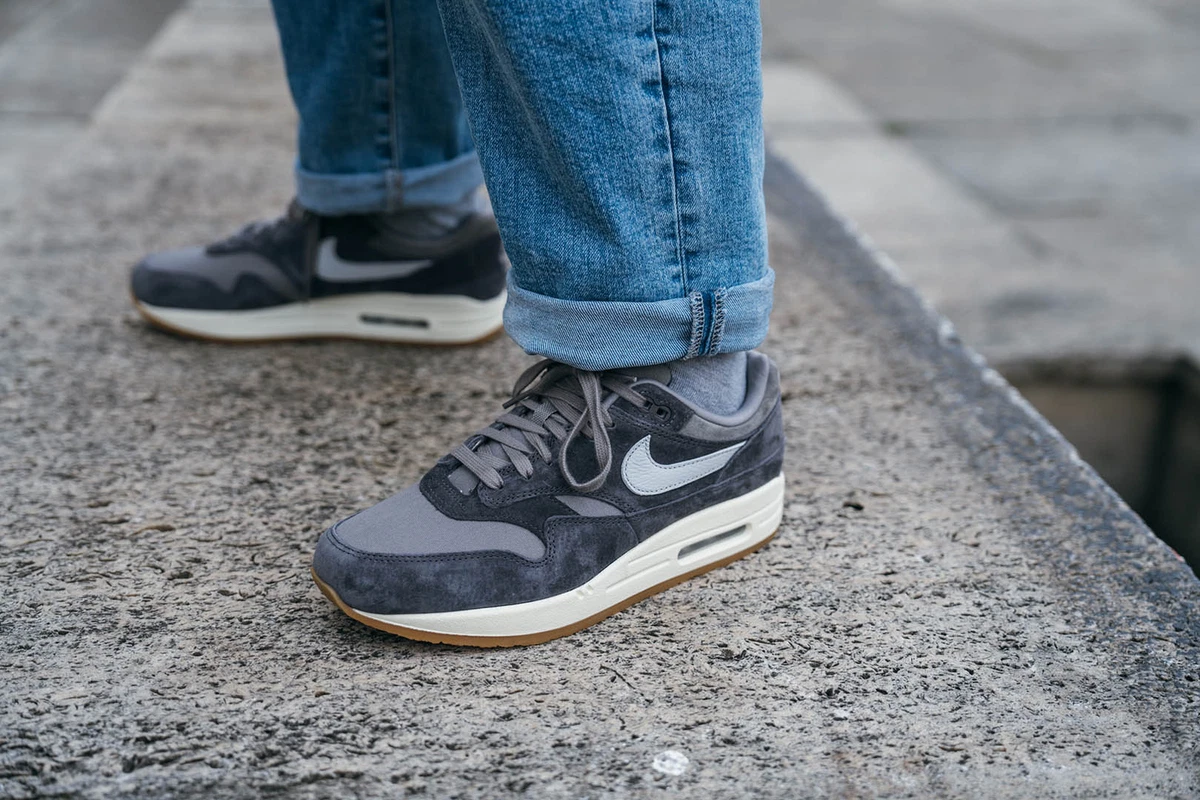 Nike air max top 1 premium mens
