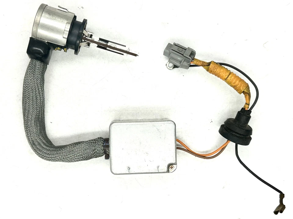 OEM for 99-01 Infiniti Q45 Xenon HID Headlight Igniter & D2R Bulb 26297-9B90A - Image 2 of 4