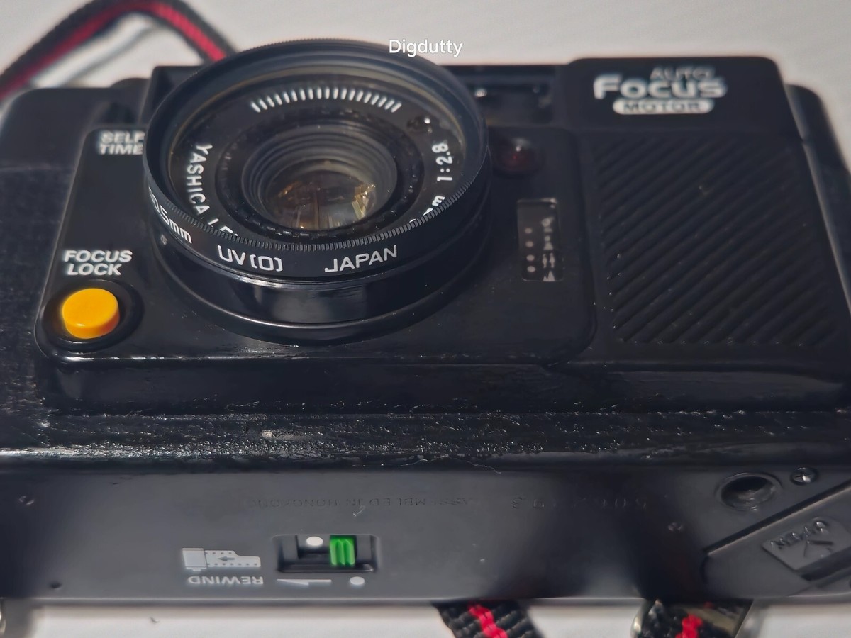 YASHICA Full Automatic Auto Focus Motor 35mm Photograph Camera +