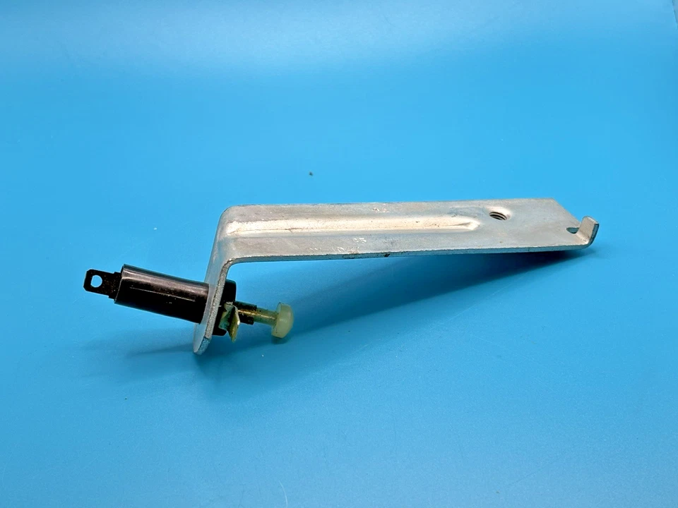 Interruptor de luz de freio compatível com 1965 Chrysler 300 Newport Dodge Polara Plymouth Fury - Imagem 2 de 4