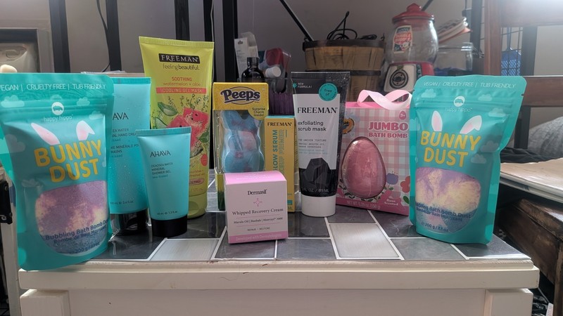 Pamper Yourself! Lot Of Spa Like Treatments Variety Lot Of 10