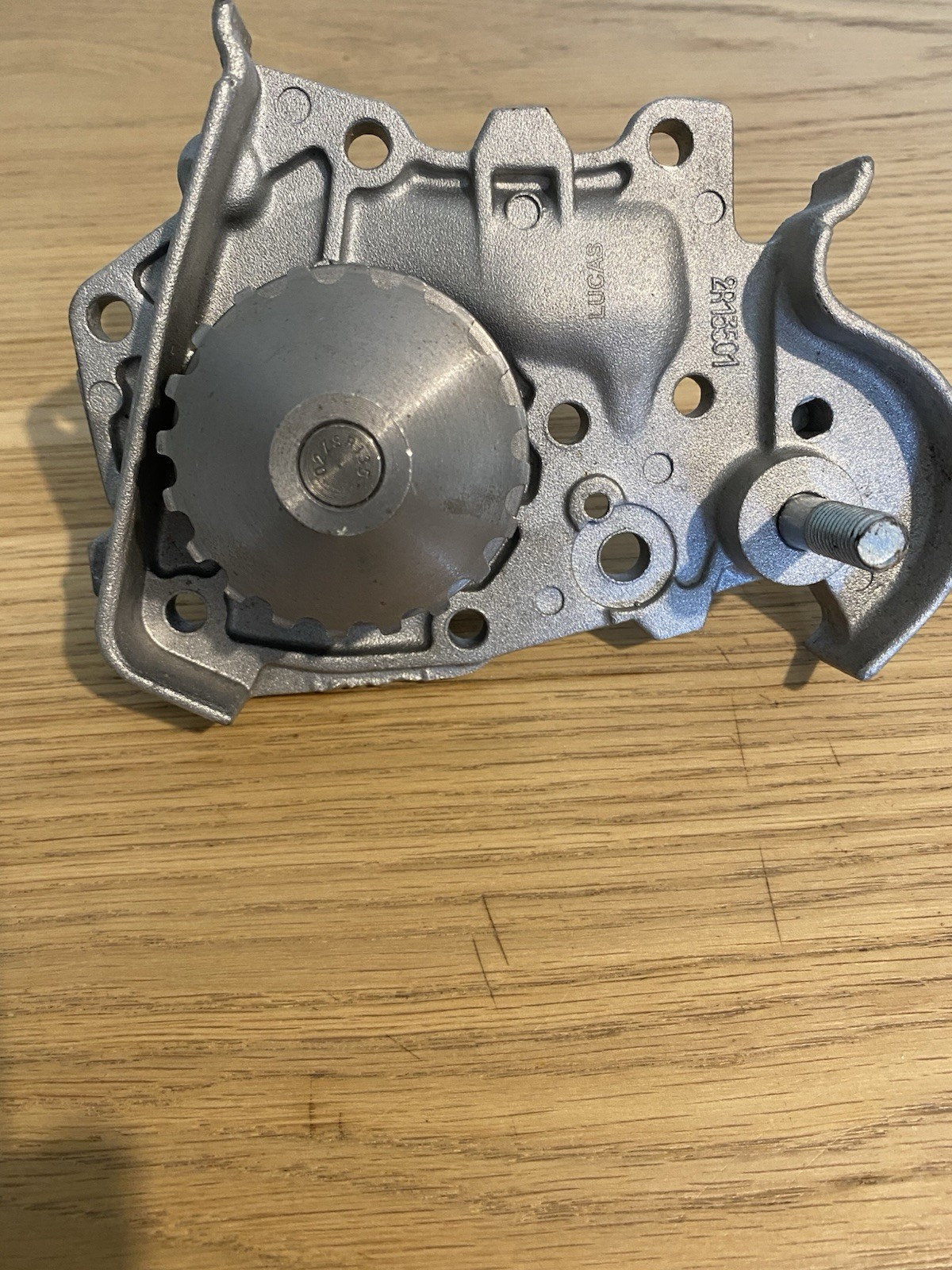 Pompe à eau Lucas pour entretien de Renault 19 essence - 3