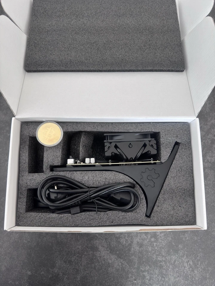 NerdQaxe++ Solo bitcoin Miner 4,8TH/s - Lottery Miner - Bitcoin Mining - Bild 3 von 4