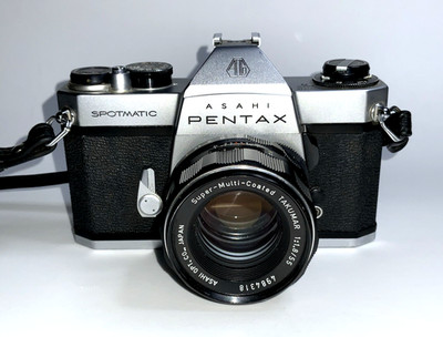 M42 - Pentax Spotmatic SP II + Pentax Takumar 1:1.8 55mm Case