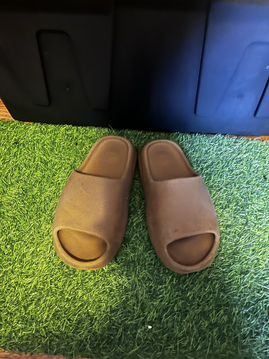 Yeezy Brown Slide Sandals Men Slip On Synthetic Casual  display picture 3