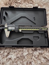 Genuine Mitutoyo Digital Vernier Caliper 6" /150mm