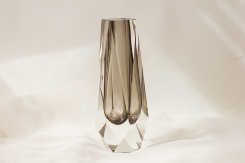 Vintage rauchgrau facettierte Somerso Murano Kristall Vase 6,5"