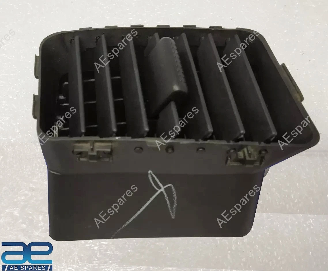 Louver, Center Air Vent RH For Suzuki Wagon R 2012-18 Wagon R Stingray 2013-16