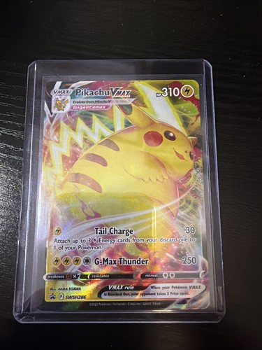 Pikachu VMAX