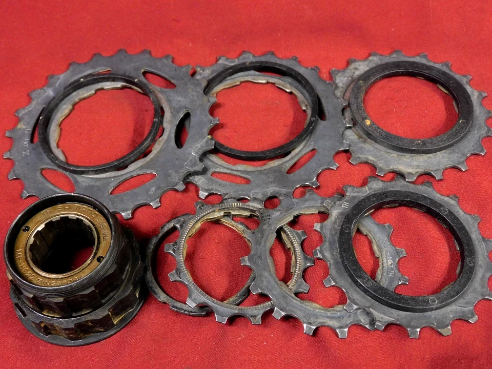 Shimano MF-HG22 1995 negro 6 velocidades rueda libre SIS 14-24 inglés 1,37" x 24 Foto 3 de 4