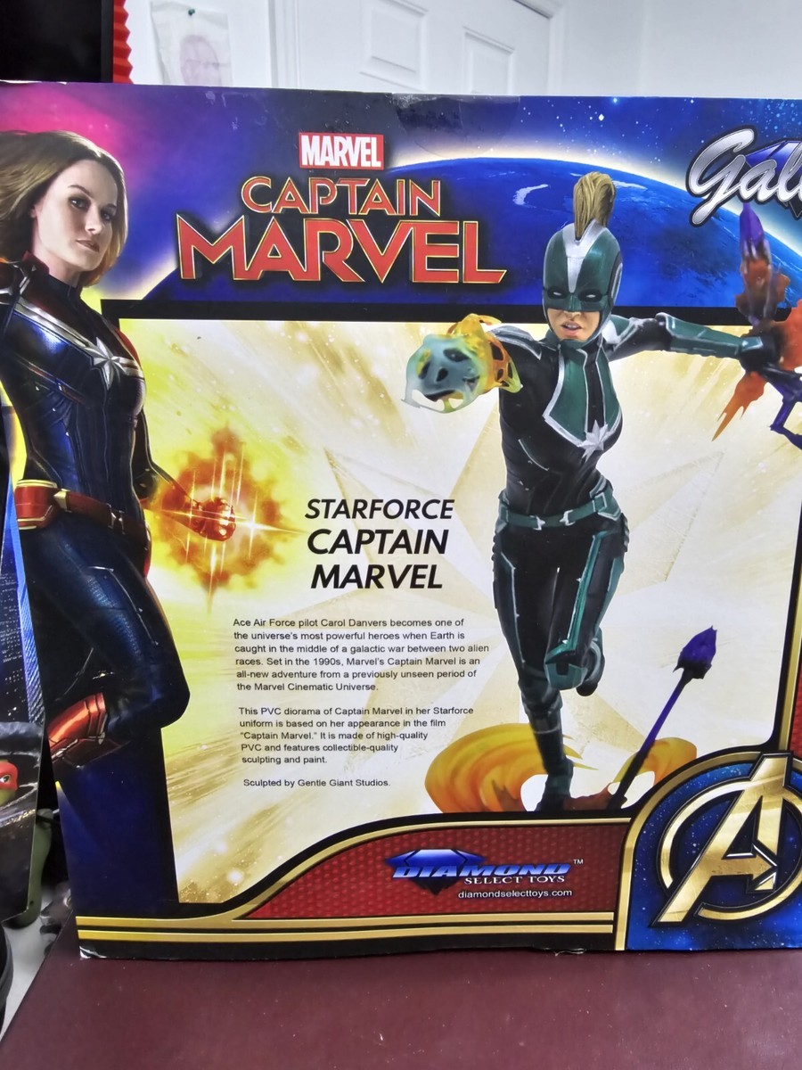 Diamond Select Marvel Gallery Starforce Captain Marvel PVC Diorama Statue  Boxed