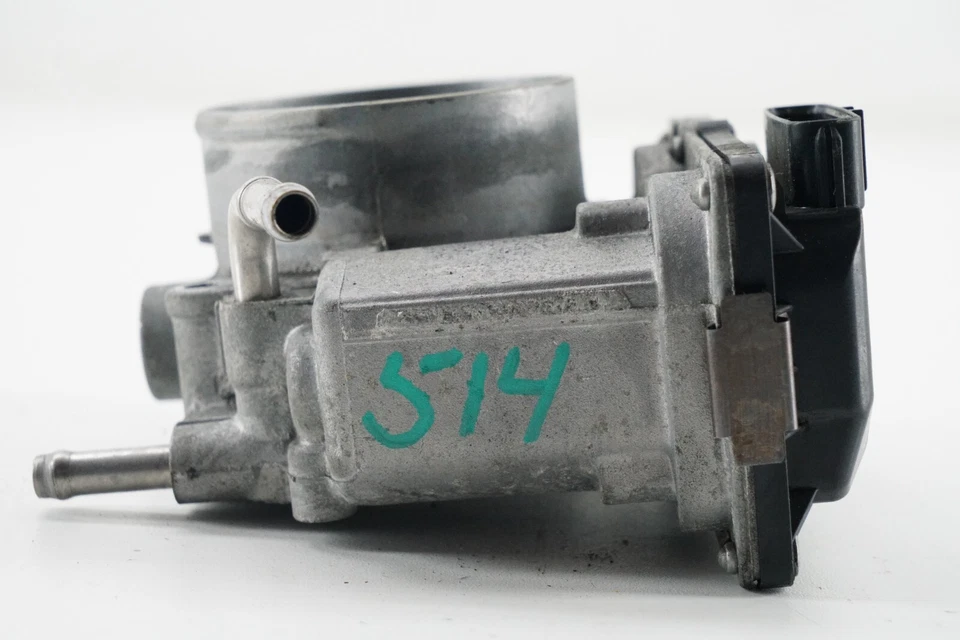 Клапан привода корпуса дроссельной заслонки 2004-2009 Lexus RX330 RX350 RX400H 22030-20060 - Изображение 3 из 4