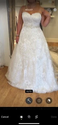 wedding dress & lace jacket with sparkly belt & vail False buttons at the back - Image 1 of 4