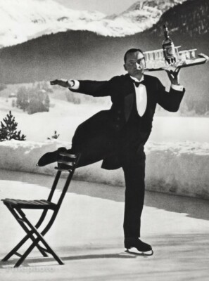 1933/66 Vintage ALFRED EISENSTAEDT Ice Skating Waiter Apero Food Photo On 16x20