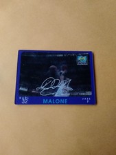 1997/98 UPPER DECK DIAMOND VISION SIGNATURE MOVES AUTO KARL MALONE HOF # S27