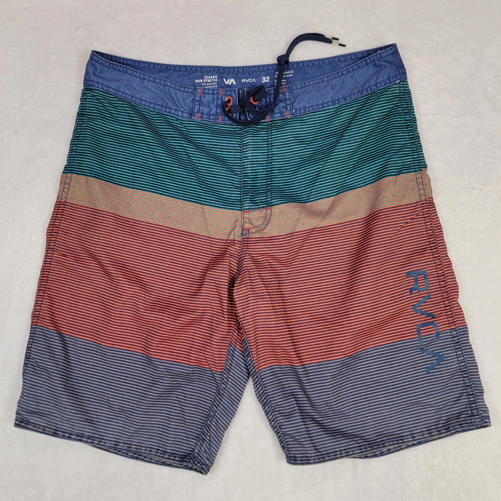 RVCA VA Men's Classic Non Stretch Striped Board Shorts Size 32 Colorful Pockets