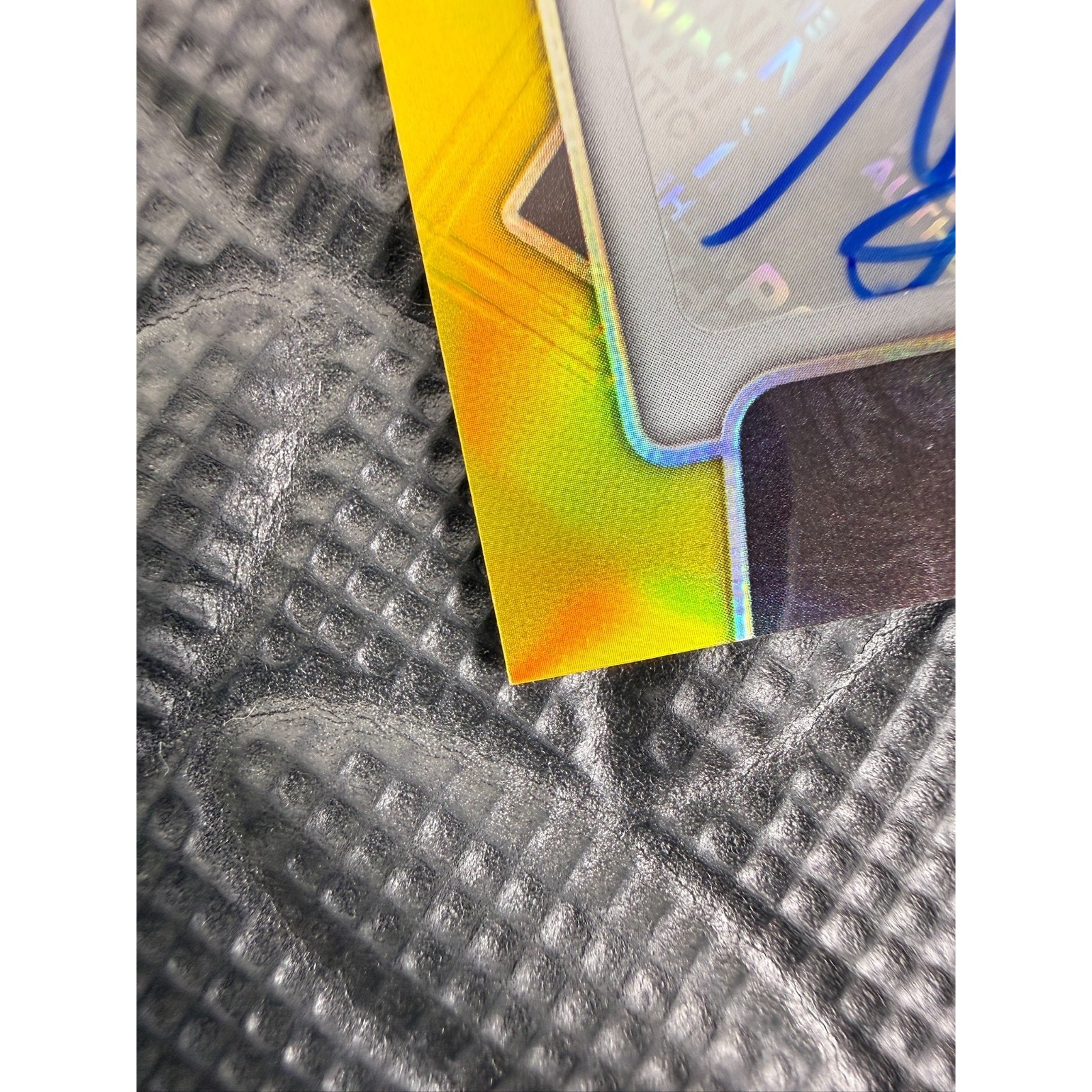 2022 Panini Select WWE AJ Styles True Gold Prizm Signatures /10 #SG-AJS Raw