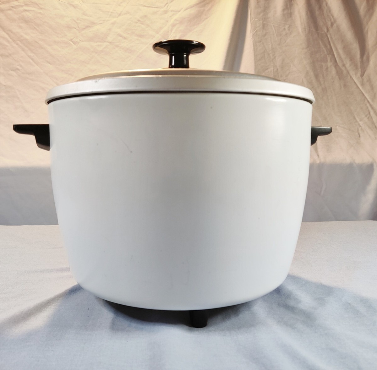 Cuiseur à Riz électrique SANYO EC-23 – 10 Tasses – Fabriqué Au Japon – Vintage Années 80