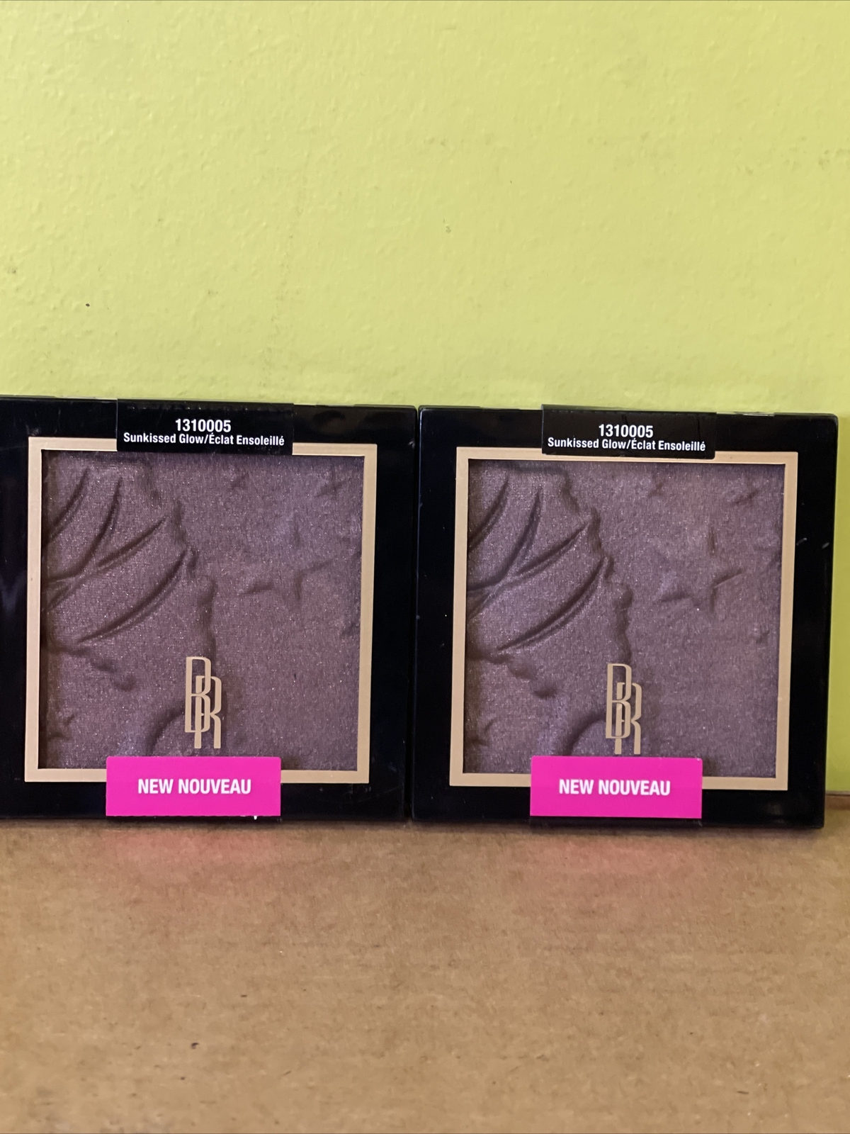 Lot Of 2-Black Radiance Color Perfect Highlighting Powder Su