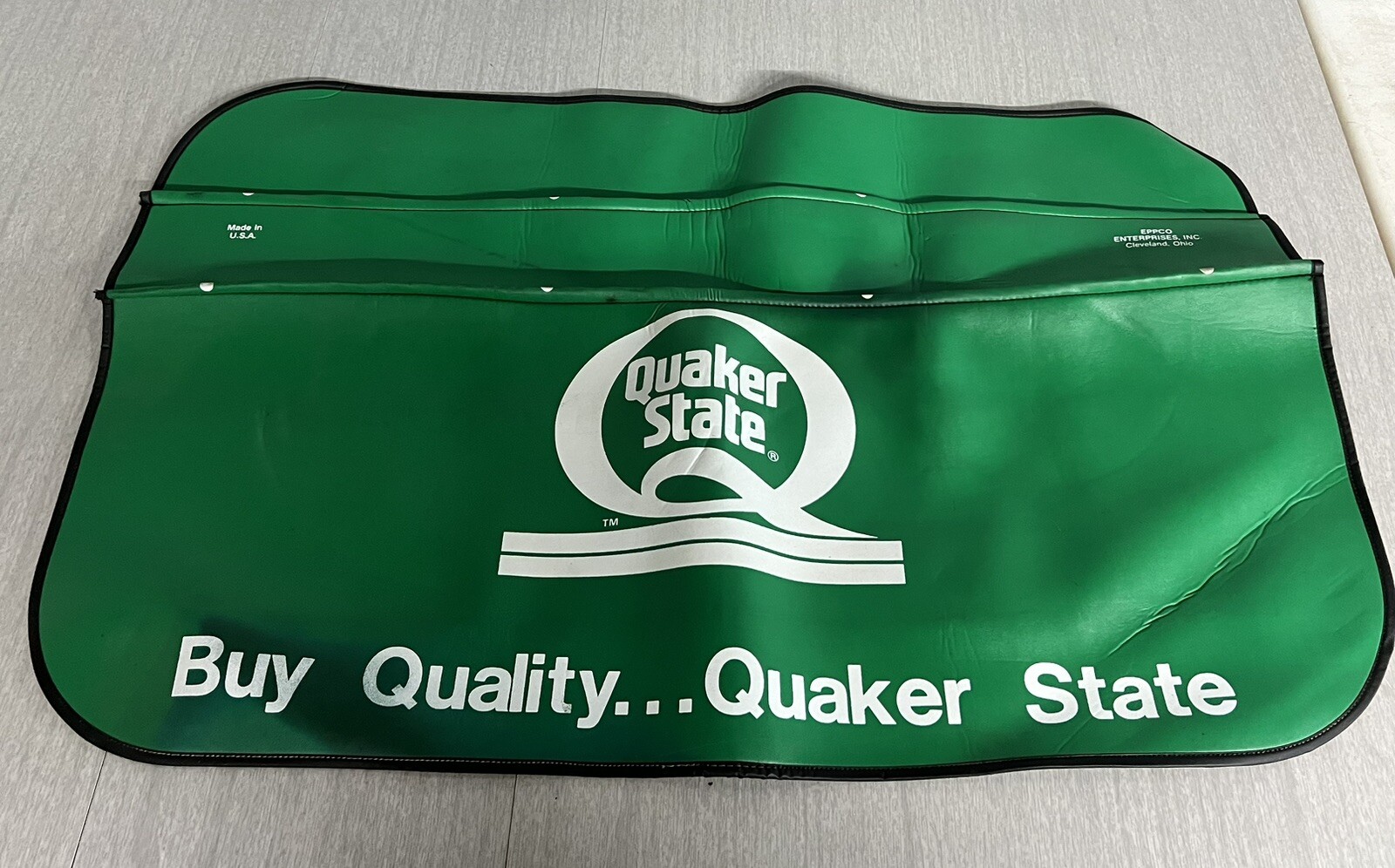 Vtg Quaker State Motor Oil Mechanic Fender Cover Made In USA Ford Mopar