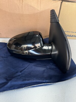 Manual Remote Mirror – Right Side – Fits 2007-2011 Chevy Aveo – Paintable – Direct Replacement GM78R