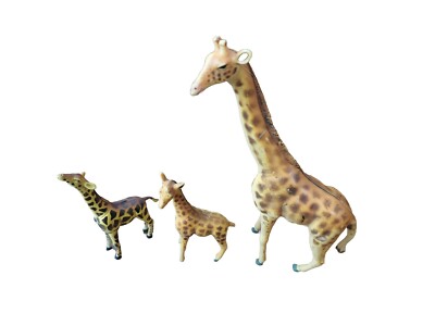 Frühförderzentrum ELC Giraffe und Babys massive Kunststofffiguren AAA 36