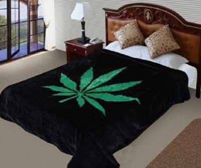 Hiyoko Opium Marijuana Leaf Mink Blanket Throw Bedspread Comforter