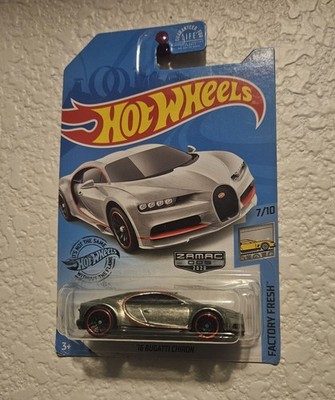 2020 Hot Wheels  16 Bugatti Chiron #89 Factory Fresh Zamac #5 Rare Great Card 