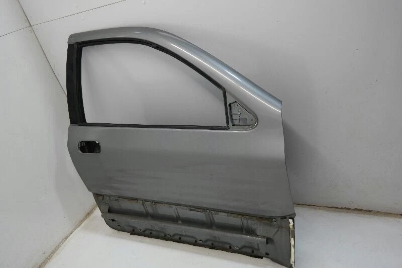 99-01 ISUZU VEHICROSS Passenger Right Front Door Silver 8972173080 Foto 2 de 4