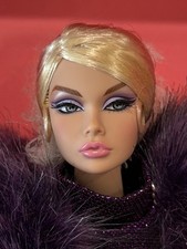 Dark Moon Poppy Parker 2014 Gloss Convention ...