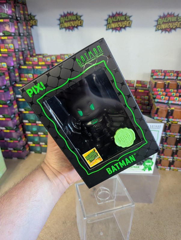 Thrilljoy PIX! Batman GITD LE 1000 pcs Block Party 2026 Exclusive MegaCon