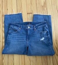 Express Woman  s 10S Mid Rise 90  s Ankle Boot Jeans Medium Wash Raw Hem