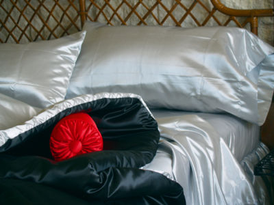 Full size Bridal Satin Duvet or Comforter Cover - 2 Tone Reversible 86''w x 86'' 