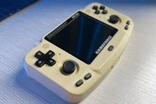 GameForce Retrogaming Handheld