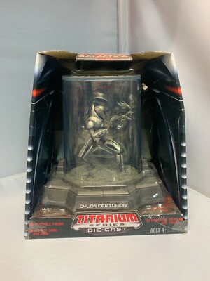 MICRO MACHINES TITANIUM SERIES DIECAST BATTLE STAR GALACTICA CYCLON CENTURION