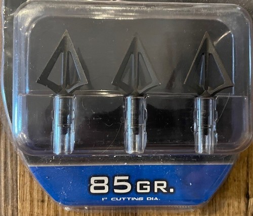 1 Packung mit 3 Montec Broadheads + 1 Packung mit 3 Montec Pre-Season - 85 gr, 1" Durchmesser - Bild 9 von 13