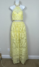 Sherri Hill 2 Piece Formal Dress Yellow Lace Beaded Halter Y2K Fairycore Sz 6