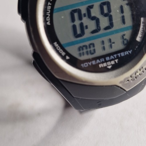 Casio STR-300 Sports Watch Digital Unisex Quartz 50M Waterproof - Working Fine - Picture 4 of 14