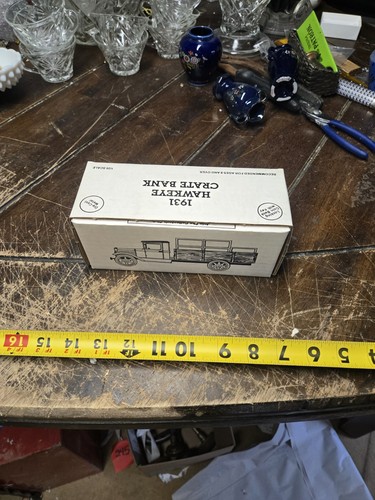 Vintage Ertl 1931 Hawkeye Crate Truck Bank 1/25 Die-Cast Diamond 2312 Boxed...